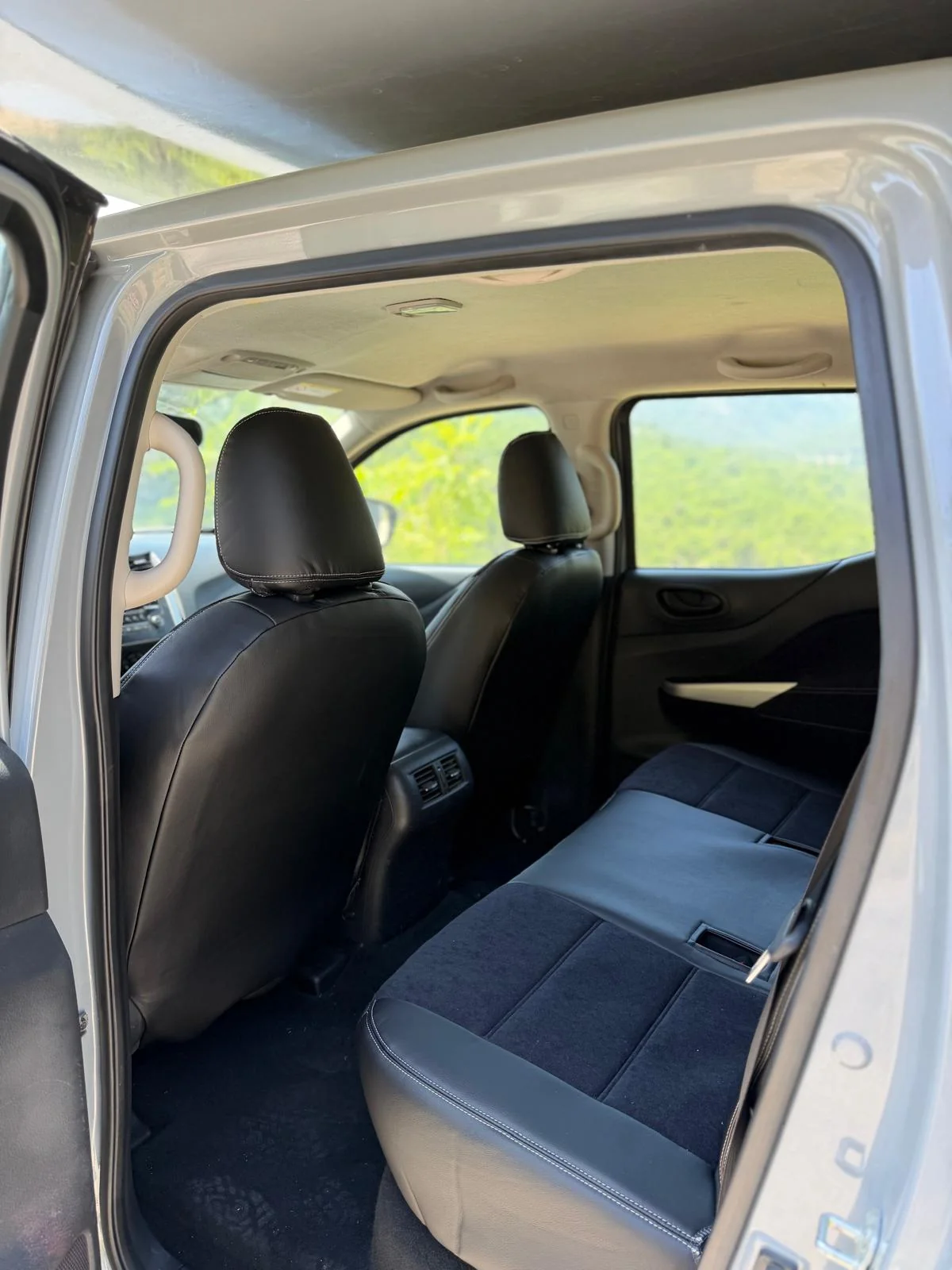 Banquette arrière Nissan Navara
